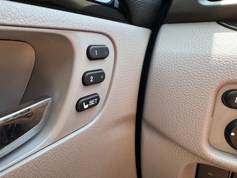 Used 2019 Honda Pilot Touring image 17