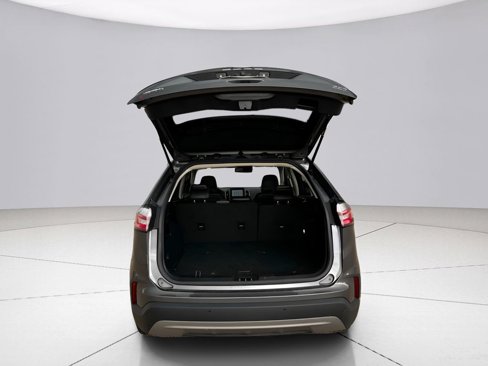 Used 2023 Ford Edge SEL image 40