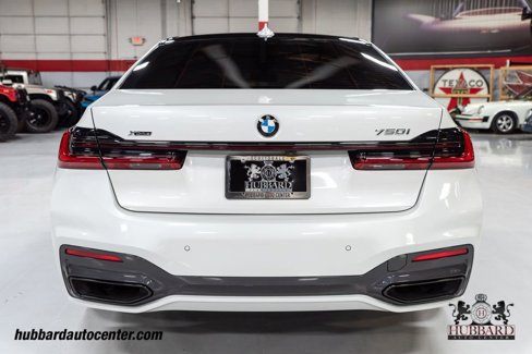 Used 2022 BMW 750i xDrive w/ M Sport Package image 7
