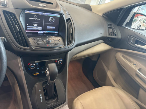 Used 2015 Ford Escape SE w/ Equipment Group 201A image 34