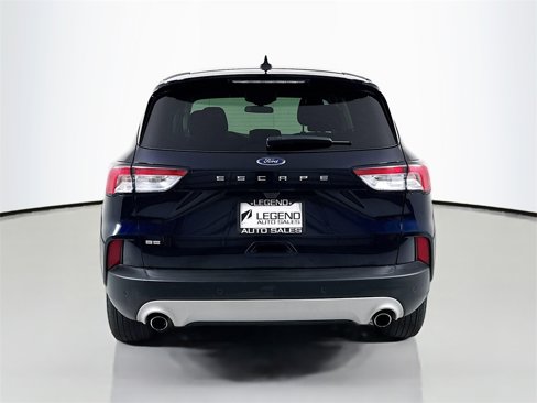 Used 2021 Ford Escape SE image 8