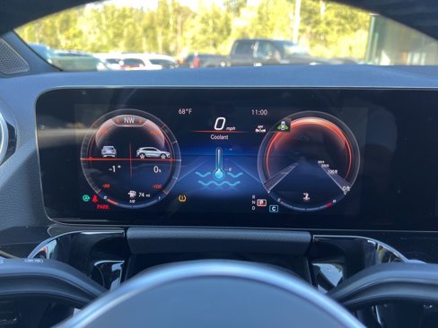 Used 2023 Mercedes-Benz GLA 250 4MATIC image 12