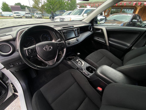 Used 2018 Toyota RAV4 Adventure image 17