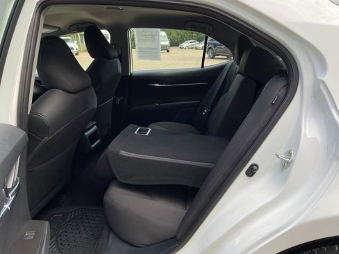Used 2024 Toyota Camry LE image 22