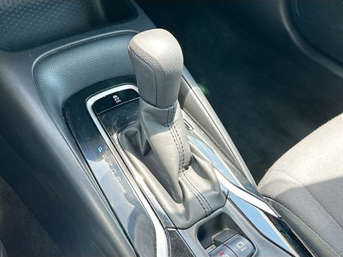 Used 2022 Toyota Corolla LE image 16