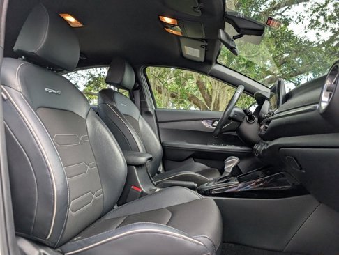 Used 2020 Kia Forte GT-Line image 16