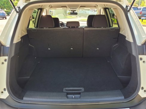 Used 2023 Nissan Rogue SV image 9