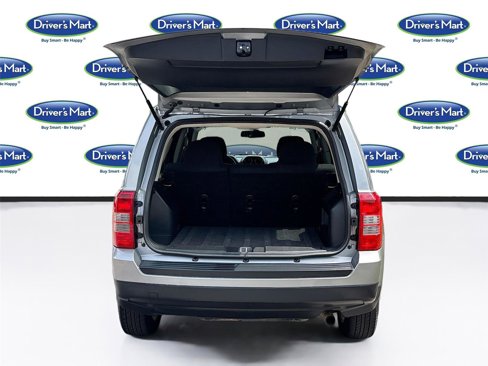 Used 2017 Jeep Patriot Latitude image 27