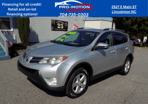 Used 2013 Toyota RAV4 XLE image 1
