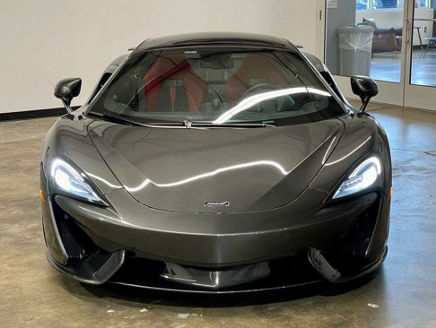 Used 2017 McLaren 570S image 24