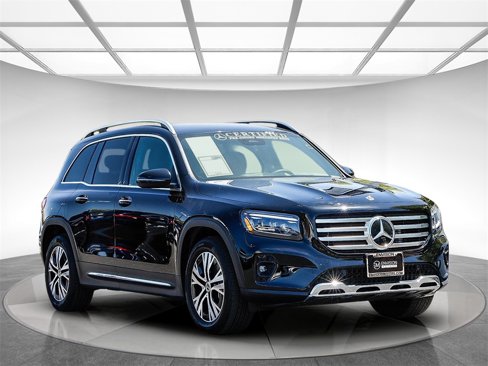 Used 2024 Mercedes-Benz GLB 250 4MATIC image 5