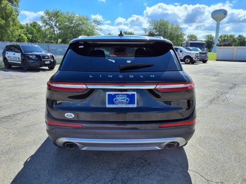 Used 2021 Lincoln Corsair Reserve w/ Equipment Group 201A image 4