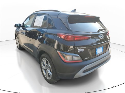 Used 2023 Hyundai Kona SEL image 4