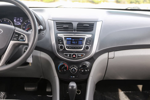 Used 2017 Hyundai Accent SE image 12