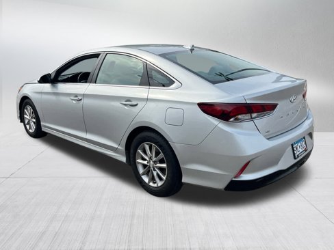 Used 2018 Hyundai Sonata SE image 4