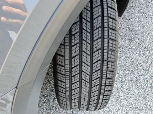 Used 2022 Volkswagen Taos SE w/ IQ.Drive SE Package image 27