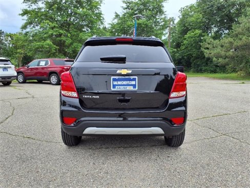 Certified 2022 Chevrolet Trax LT w/ LT Convenience Package image 6