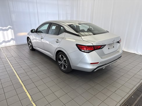 Used 2022 Nissan Sentra SV image 6