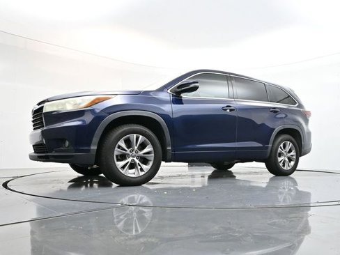 Used 2016 Toyota Highlander Plus image 37