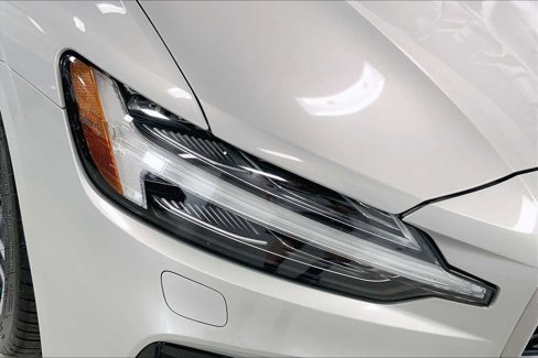Used 2019 Volvo S60 T6 R-Design image 29