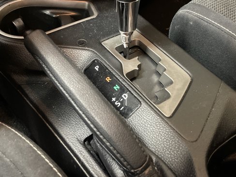 Used 2017 Toyota RAV4 XLE image 11