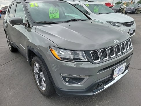 Used 2021 Jeep Compass Limited image 2