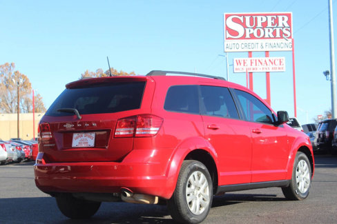 Used 2020 Dodge Journey SE w/ SE Popular Equipment Group image 5