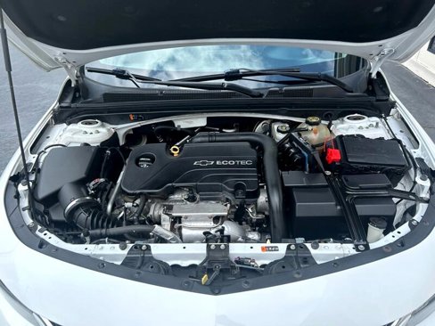 Used 2016 Chevrolet Malibu LT w/ Leather Package image 32