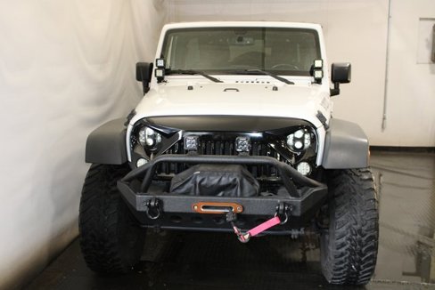 Used 2015 Jeep Wrangler Unlimited Sport image 2
