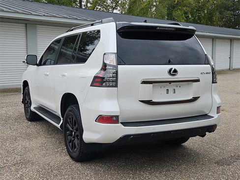 Used 2023 Lexus GX 460 image 3