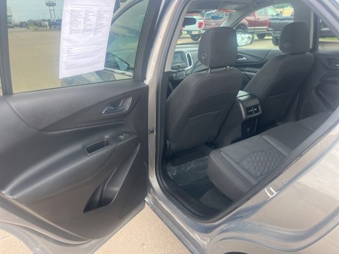Used 2018 Chevrolet Equinox LT image 30