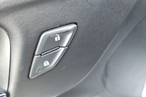 Used 2019 Chevrolet Malibu LT image 34