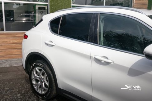 Used 2020 Alfa Romeo Stelvio image 10