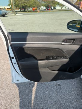 Used 2020 Hyundai Elantra SEL w/ Cargo Package (C1) image 10