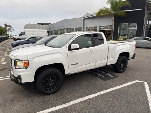 Used 2022 GMC Canyon Elevation image 2