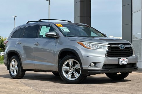 Used 2015 Toyota Highlander Limited image 2