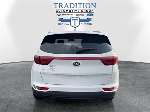 Used 2019 Kia Sportage LX w/ LX Popular Package image 4