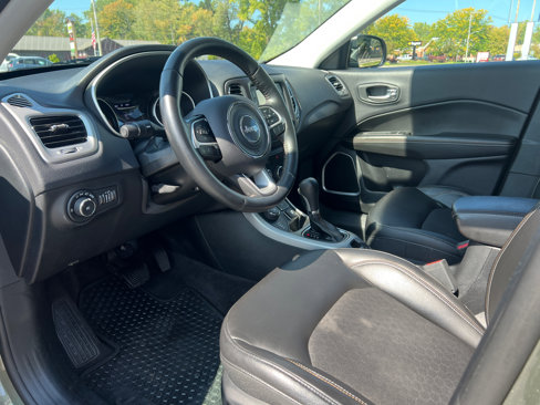 Used 2018 Jeep Compass Latitude w/ Cold Weather Group image 15