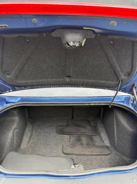 Used 2010 Dodge Challenger R/T image 12