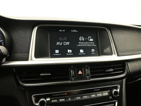 Used 2020 Kia Optima LX image 15
