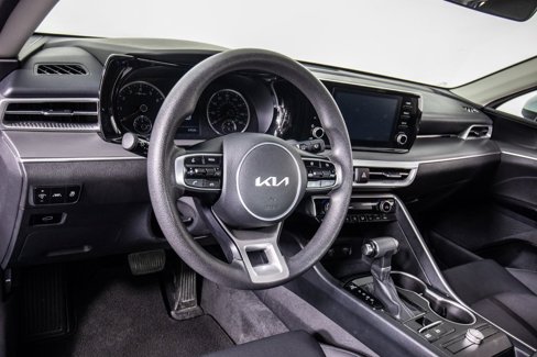 Used 2022 Kia K5 LXS image 17