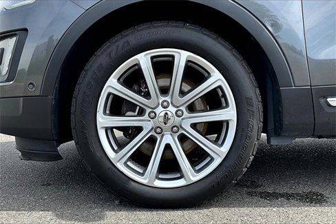 Used 2016 Ford Explorer Limited image 7