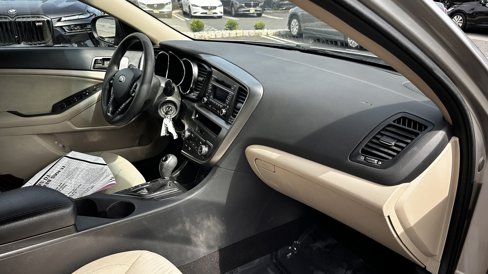 Used 2013 Kia Optima LX image 30