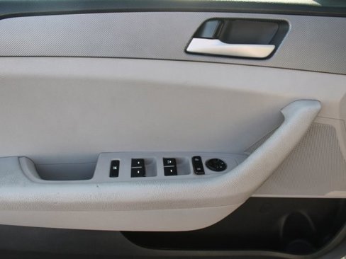 Used 2018 Hyundai Sonata SE image 25