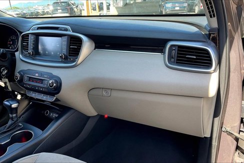 Used 2019 Kia Sorento LX w/ Option Group 020 image 25