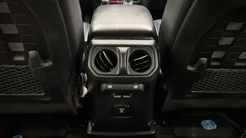 Used 2023 Jeep Wrangler Unlimited Rubicon 4xe image 33