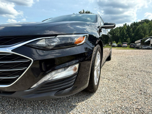 Used 2019 Chevrolet Malibu LT image 10