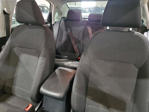 Used 2017 Volkswagen Passat 1.8T S image 34