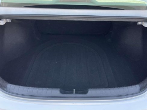 Used 2024 Hyundai Elantra SEL image 21