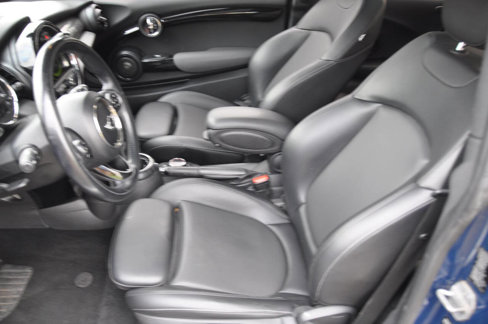 Used 2014 MINI Cooper 2-Door Hardtop image 19